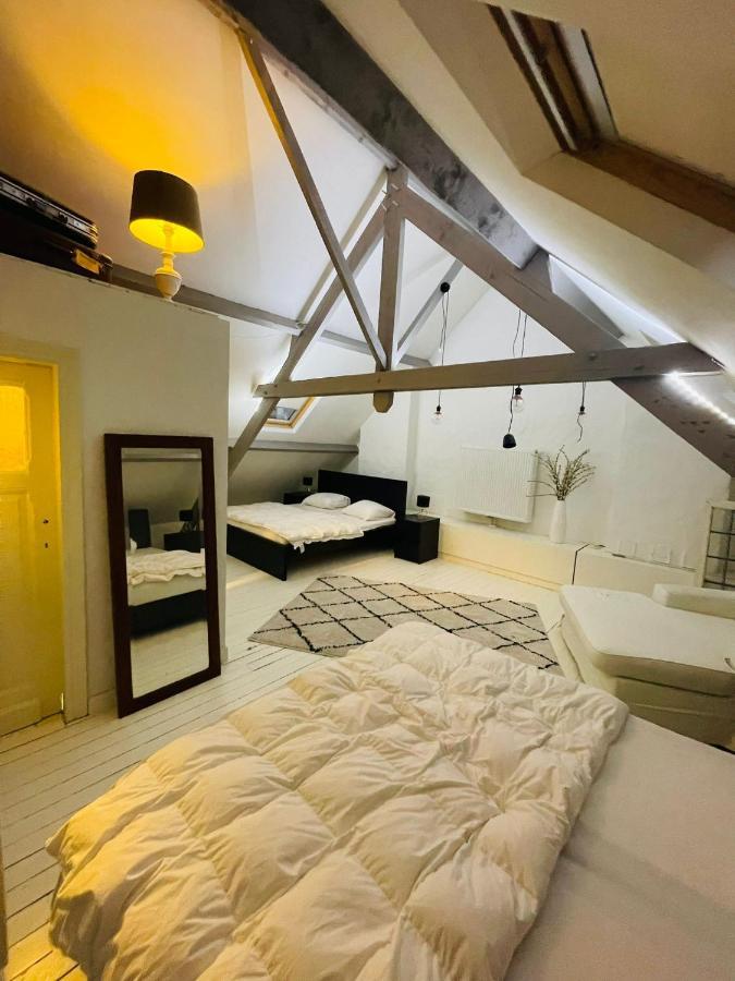 O-Sea House: Herenwoning In Belle Epoque Wijk Te Oostende ภายนอก รูปภาพ
