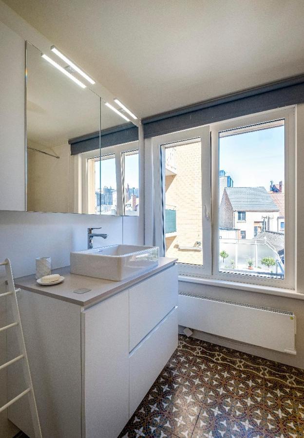 O-Sea House: Herenwoning In Belle Epoque Wijk Te Oostende ภายนอก รูปภาพ